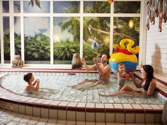 Pataugeoire Enfants Parc Sandur