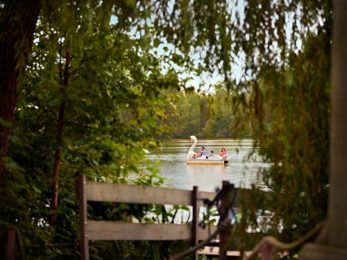 Pedal boat Les Villages Nature® Paris