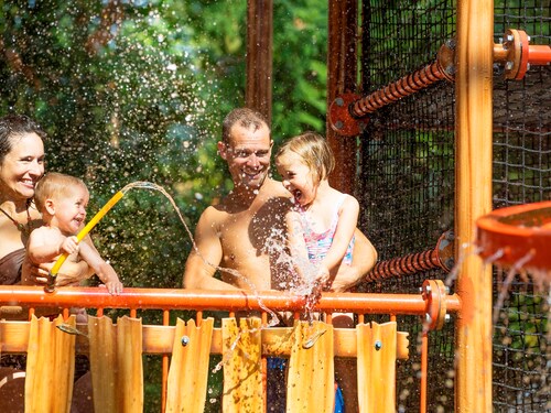 Wasserspielwelt Water Playhouse Villages Nature® Paris