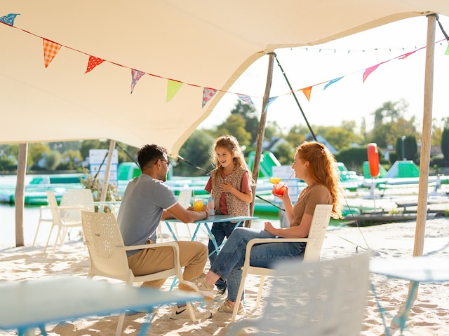 Photo Beach Bar
