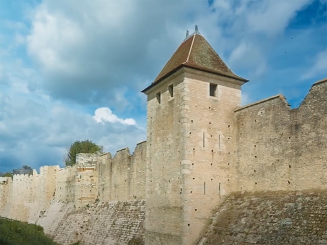 Provins