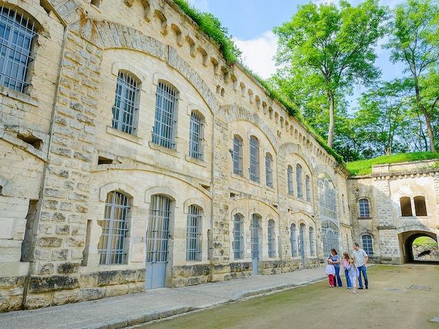 Fort de CondéLe Lac d'Ailette