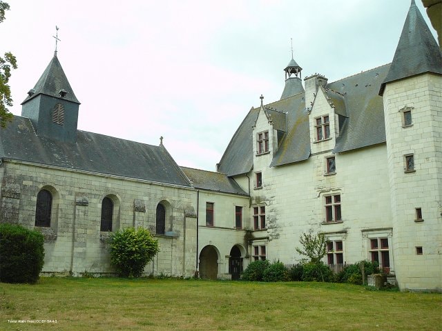 Château de Monts sur GuesnesLe Bois aux Daims