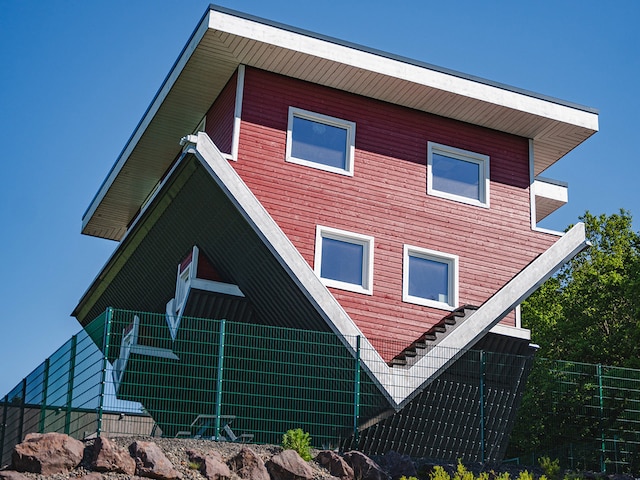 La Maison à l'enversPark Bostalsee